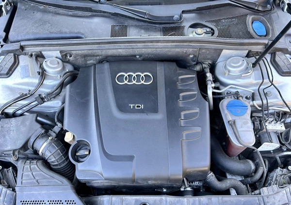 Audi A4 cena 39900 przebieg: 225810, rok produkcji 2011 z Poznań małe 172